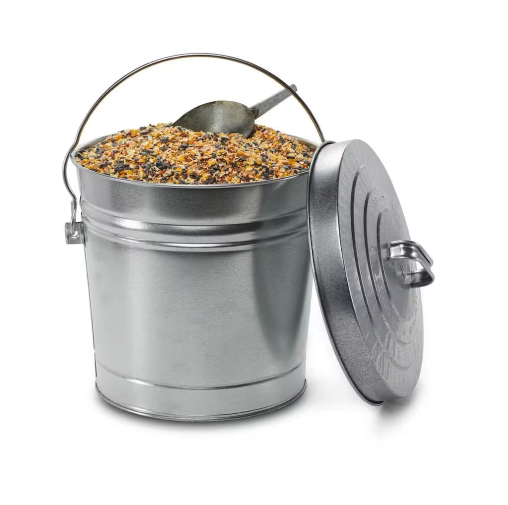 6 Gallon Galvanized Steel Round Trash Can with Locking Lid O59619