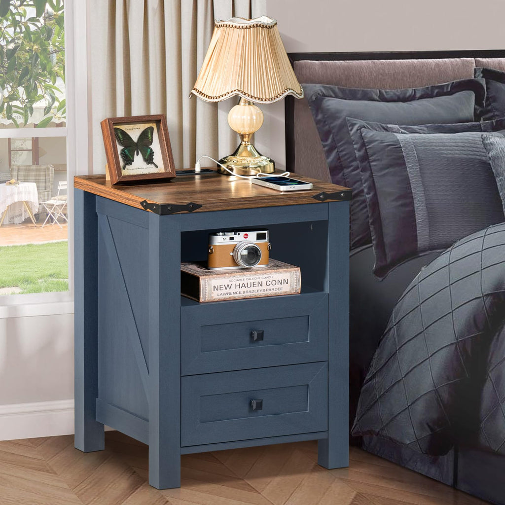 Set of 2 Nightstands with Charging Station and 2 Drawers L195693