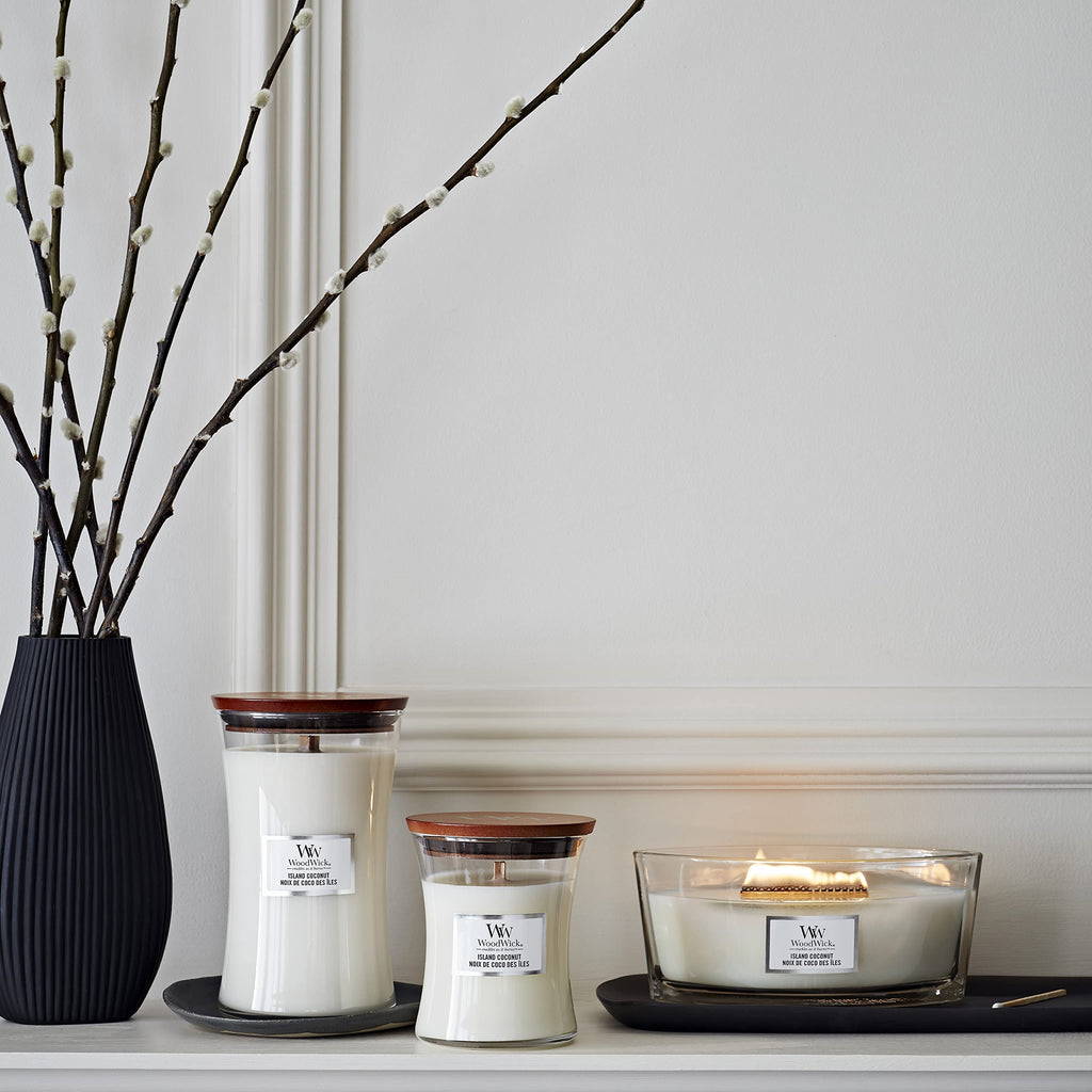Island Coconut Scented Candle with Crackling Wick S1423